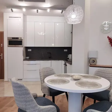 شقة Carbona Water Lily