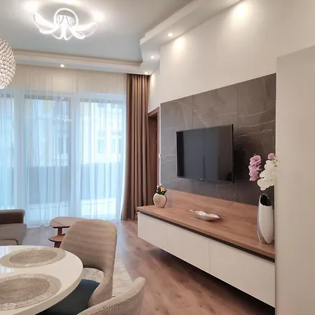 Apartament Carbona Water Lily *