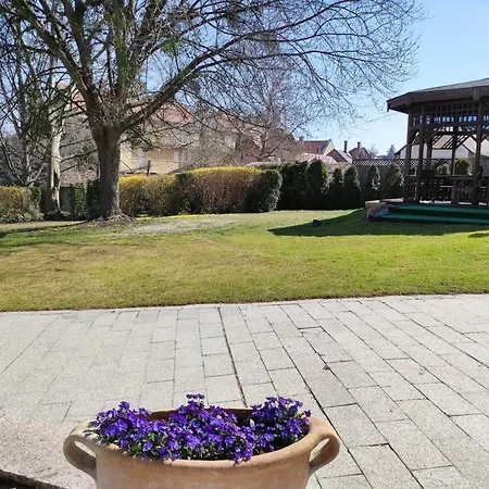 Lägenhet Carbona Water Lily